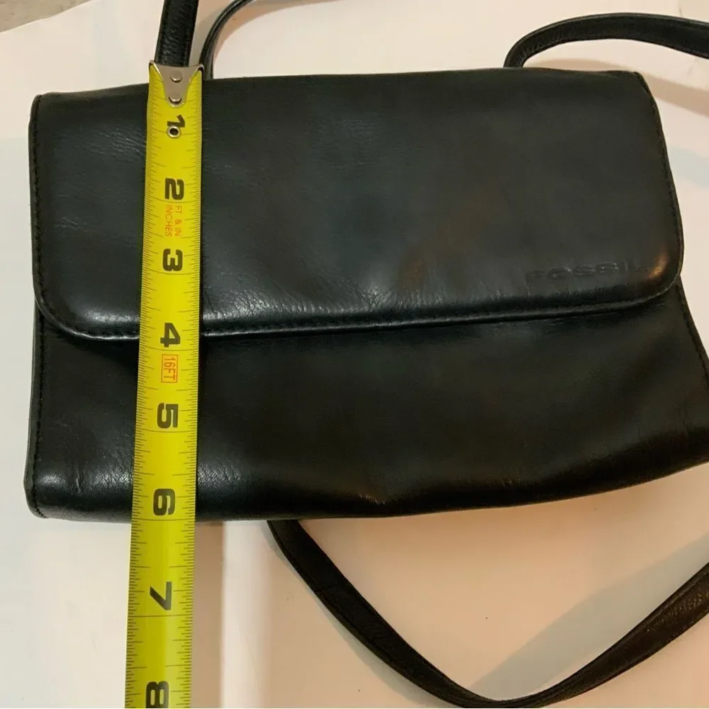 FOSSIL Black Leather CROSSBODY Kiss Lock Snap  Zip ORGANIZER HANDBAG 8x6x2 in